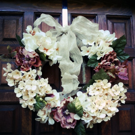 DIY Fall Burlap & Flowers Wreath